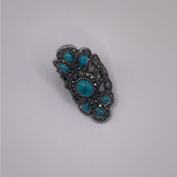 Silver toned BOHO peacock ring with Faux Turquoise Stones - Size 8 - Picture 13 of 15